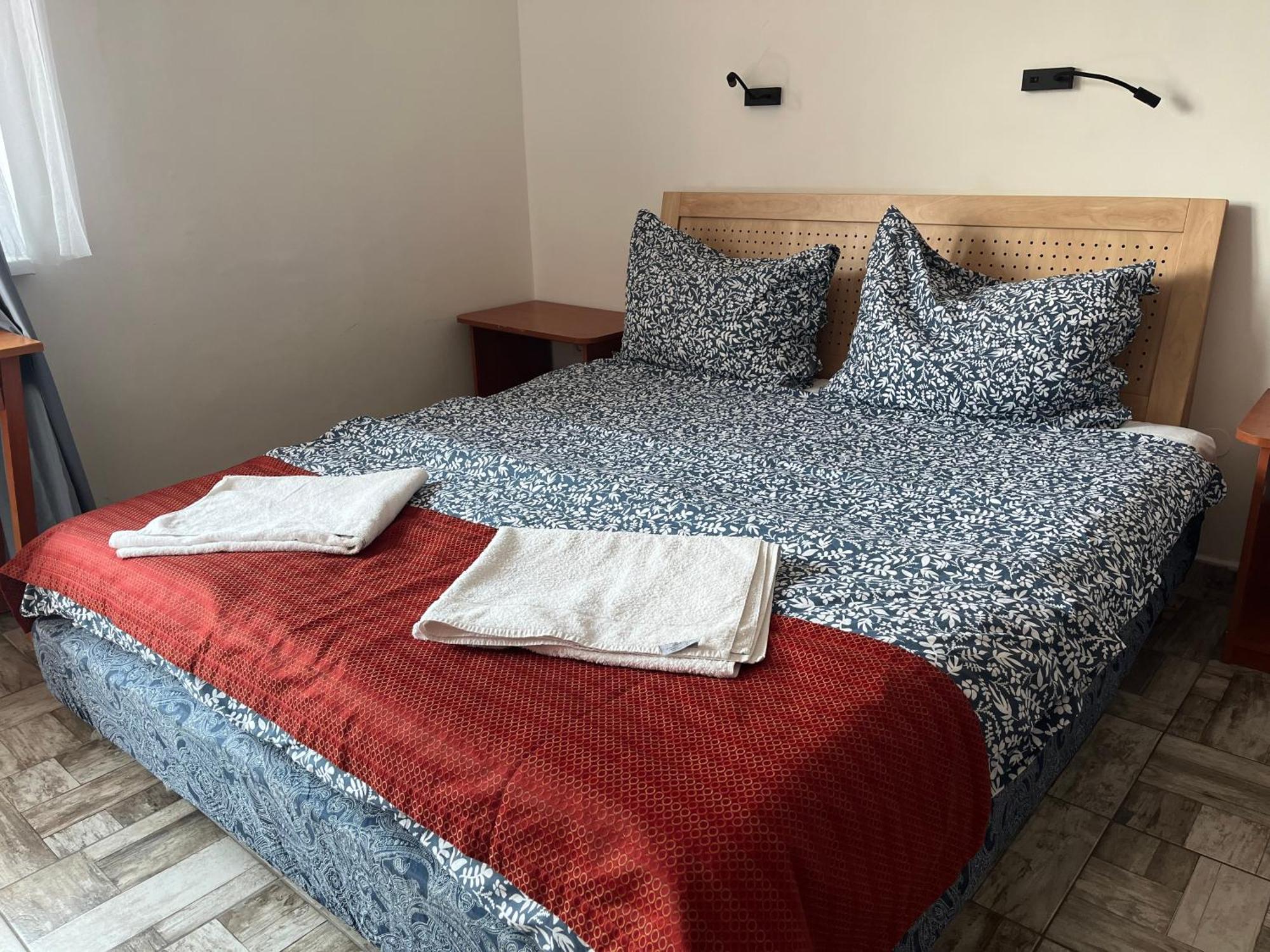 Fenyves Hotel バラトンフェニヴェシュ エクステリア 写真